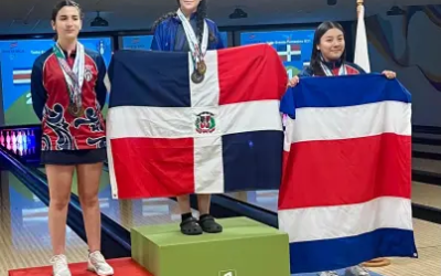 Vivian Luna gana 2 oro, plata y bronce en Torneo Iberoamericano de Boliche